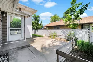 1020 Hahn Pl, West Chicago, IL 60185 - Photo 32