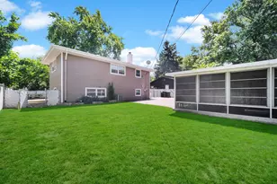 1020 Hahn Pl, West Chicago, IL 60185 - Photo 34