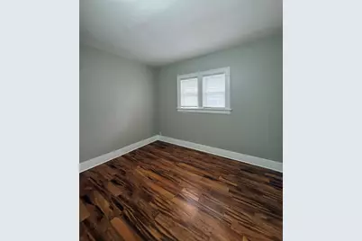 705 North Avenue #Lower, Aurora, IL 60505 - Photo 4