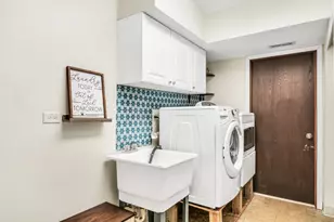 [Address not provided], Gurnee, IL 60031 - Photo 24