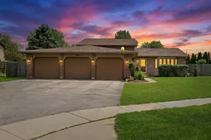 [Address not provided], Gurnee, IL 60031 - Photo 2