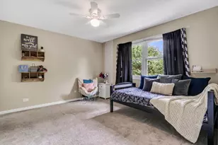 [Address not provided], Gurnee, IL 60031 - Photo 28