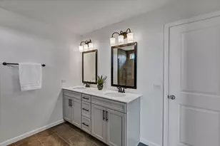 12585 Eileen St, Lemont, IL 60439 - Photo 14