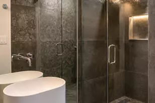 420 W Grand Ave, Chicago, IL 60654 - Photo 14