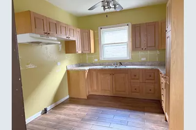 7521 S Aberdeen Street, Chicago, IL 60620 - Photo 8