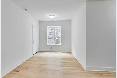 [Address not provided], Chicago, IL 60607 - Photo 2