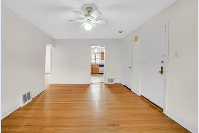 1931 W Albion Avenue #1, Chicago, IL 60626 - Photo 6