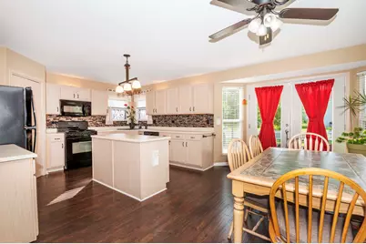 1702 Sierra Highlands Court, Plainfield, IL 60586 - Photo 4