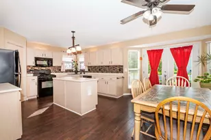 1702 Sierra Highlands Ct, Plainfield, IL 60586 - Photo 4