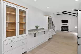 51 W Marilyn Terrace, Addison, IL 60101 - Photo 8