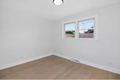 51 W Marilyn Terrace, Addison, IL 60101 - Photo 10