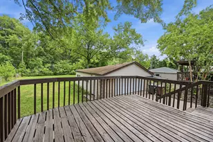 419 E Maple Dr, Glenwood, IL 60425 - Photo 20