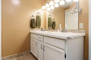 8321 Blomberg Rd, Cherry Valley, IL 61016 - Photo 32