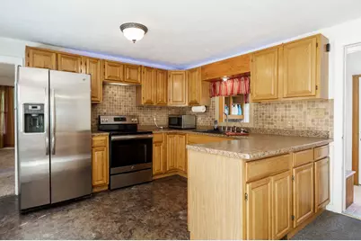 8321 Blomberg Road, Cherry Valley, IL 61016 - Photo 18