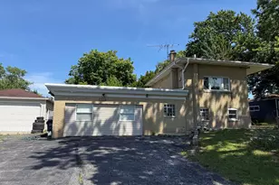 16125 Forest Ave, Oak Forest, IL 60452 - Photo 1