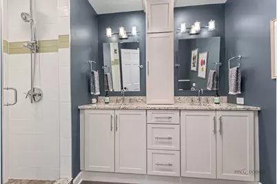 1310 Woodland Court W, Riverwoods, IL 60015 - Photo 24
