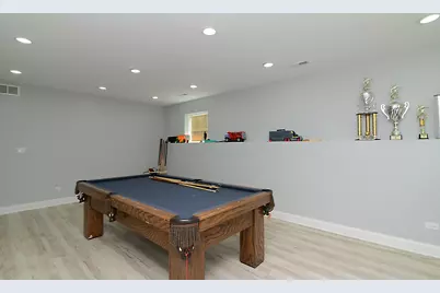 1051 N Springfield Avenue, Chicago, IL 60651 - Photo 32