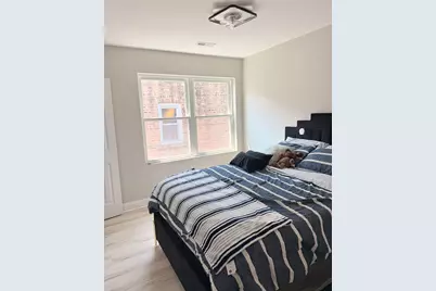 1051 N Springfield Avenue, Chicago, IL 60651 - Photo 10