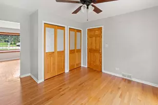 417 S Plum Grove Rd, Palatine, IL 60067 - Photo 6