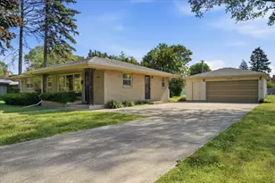 2903 Bethel Blvd, Zion, IL 60099 - Photo 2