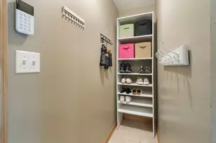 1985 Rochelle Ct, Wheeling, IL 60090 - Photo 24