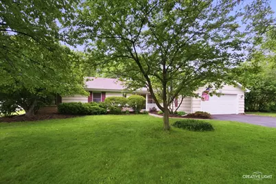 221 E Elm Street, Wheaton, IL 60189 - Photo 1