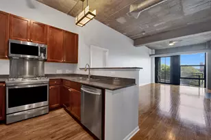 1000 W 15th St, Chicago, IL 60608 - Photo 4