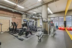 360 W Illinois St, Chicago, IL 60654 - Photo 18