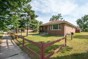 14444 Shepard Dr, Dolton, IL 60419 - Photo 4
