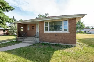 14444 Shepard Dr, Dolton, IL 60419 - Photo 2