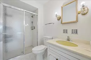 400 Ascot Dr, Park Ridge, IL 60068 - Photo 10