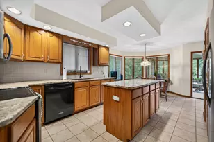 3347 Valley Woods Dr, Cherry Valley, IL 61016 - Photo 10