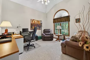 3347 Valley Woods Dr, Cherry Valley, IL 61016 - Photo 4