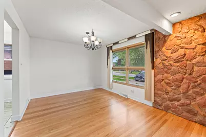 8737 S 50th Avenue, Oak Lawn, IL 60453 - Photo 4