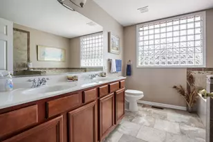 1208 Water Stone Cir, Wauconda, IL 60084 - Photo 16
