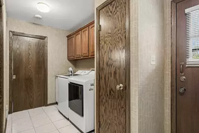 3035 Red Barn Road, Crystal Lake, IL 60012 - Photo 20