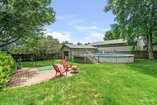 37W907 Bowes Rd, Elgin, IL 60124 - Photo 30
