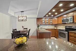 702 N Waukegan Rd, Glenview, IL 60025 - Photo 18