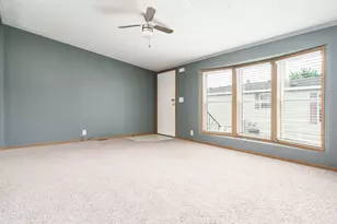 2231 Blossom Ln, Belvidere, IL 61008 - Photo 12