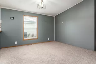 2231 Blossom Ln, Belvidere, IL 61008 - Photo 14