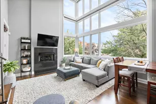 1641 W Pearson St, Chicago, IL 60622 - Photo 2