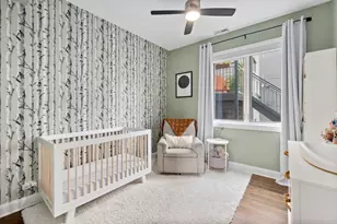 1641 W Pearson St, Chicago, IL 60622 - Photo 24