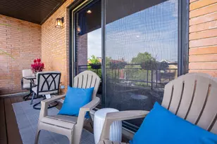 1641 W Pearson St, Chicago, IL 60622 - Photo 18