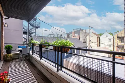 1641 W Pearson Street #2W, Chicago, IL 60622 - Photo 26