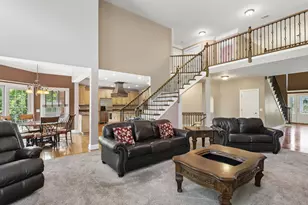 39571 Orchard Bluff Ln, Wadsworth, IL 60083 - Photo 14