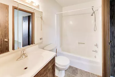 913 Campbell Drive, Gurnee, IL 60031 - Photo 12