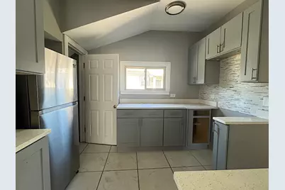 1609 S 9th Avenue, Maywood, IL 60153 - Photo 4