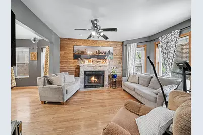 4749 N Dover Street, Chicago, IL 60640 - Photo 2