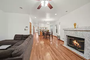 4749 N Dover St, Chicago, IL 60640 - Photo 12