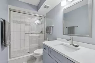 3900 W Bryn Mawr Ave, Chicago, IL 60659 - Photo 12